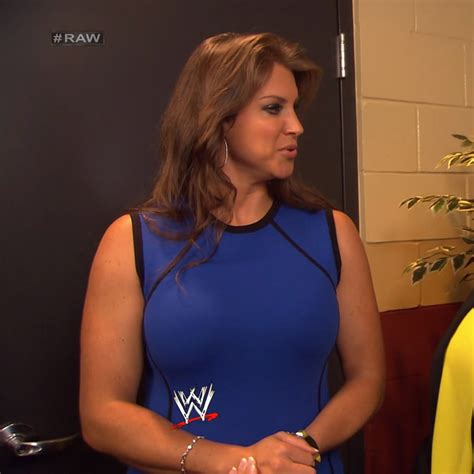 stephanie mcmahon boob